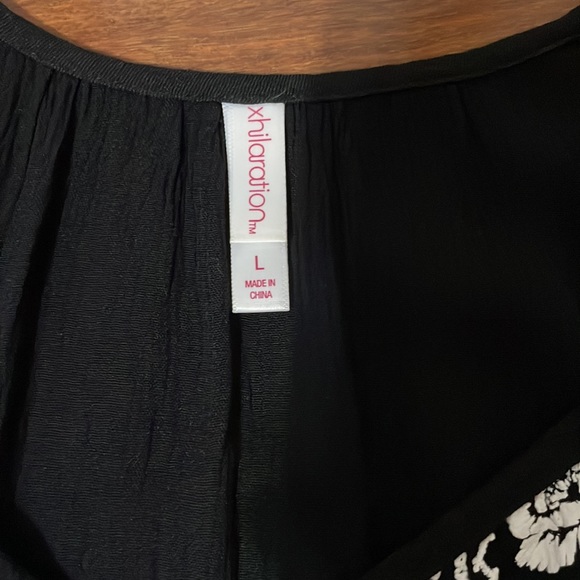 Target cold shoulder top - Picture 3 of 3